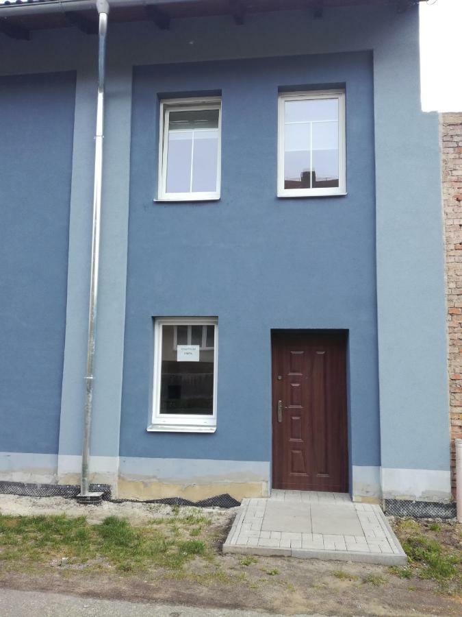 Apartman Prefa Benesov nad Ploucnici Exterior foto